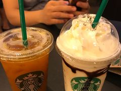-星巴克(西安曲江银泰店)