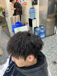 -东梵造型·烫发染发接发连锁SALON