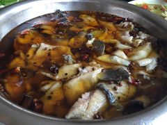 -鑫巴蜀小镇 · 水煮鱼专研店(玉桥店)