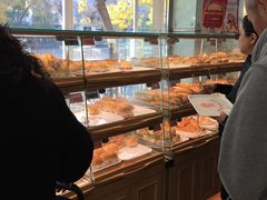 面包甜点陈列柜-新侨三宝乐面包店(崇文门店)