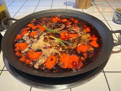 -旧街市鲜货老火锅(大光路店)