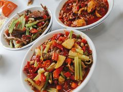 -独一佳老胡湘菜馆(矿山路店)
