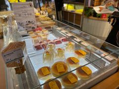 面包甜点陈列柜-雪贝尔Shaber面包花园(民德路店)