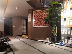 -山川小町·极番烧肉(新地假日广场店)