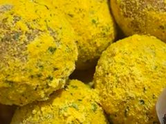 -BHC炸鸡(明洞总店)