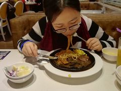 -汤姆家的牛排意面披萨(融创茂店)