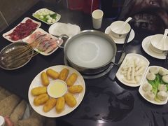 -吉友粥底火锅(方斜路店)