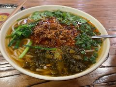 纯正云南小锅米线-遇见阿家村云南菜(魏公村店)