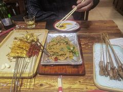-东大桥小国抻面烧烤(长通路店)