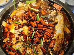 -鸣记脆皮烤鱼·海鲜烤鱼(三八广场店)