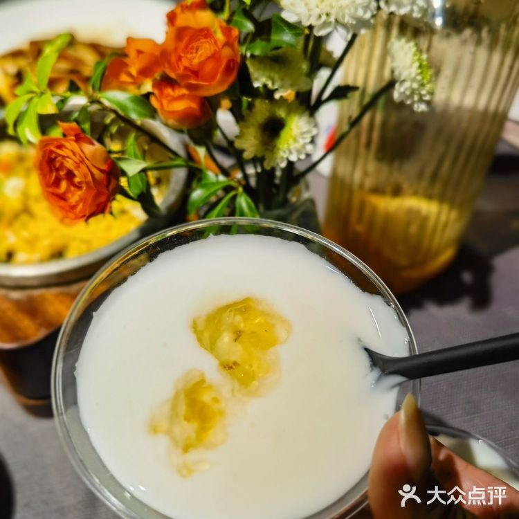 对银行打工人明目张胆的宠爱！就在悦亭轩…… 