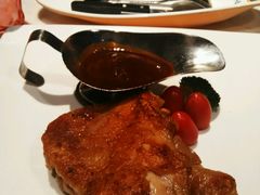-绿茵阁(体育西分店)