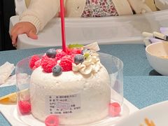 -花花卷卷·鲜食蛋糕(静安久光百货店)