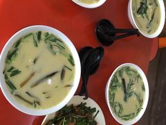 -三百碗宝应长鱼面(板仓街店)