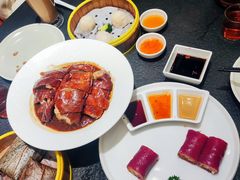 -蝴蝶里·粤菜·点心(滨江龙湖店)