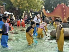 -欢乐水魔方水世界
