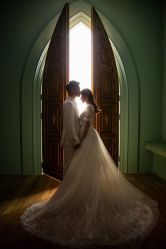 -雪中彩影婚纱摄影·微光艺术中心