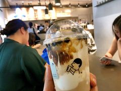 -喜茶(上海兴业太古汇店)