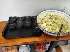 -花溪巷牛肉粉(泉城路店)