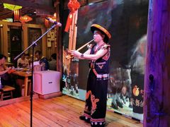 -野山舂·贵州现舂酸汤火锅(鸿通城店)