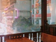 靠窗位-海倫司小酒館(尖沙咀店 )