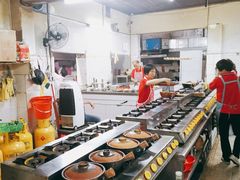 自助取餐区-红星光发煲仔饭(大石街店)