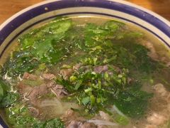 -云阿蛮云南生烫牛肉米线(奉贤路店)