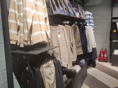 -NIKE品牌体验店(金源新燕莎店)