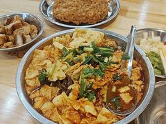 -柳州肥姨妈大骨螺蛳粉(东靖路店)