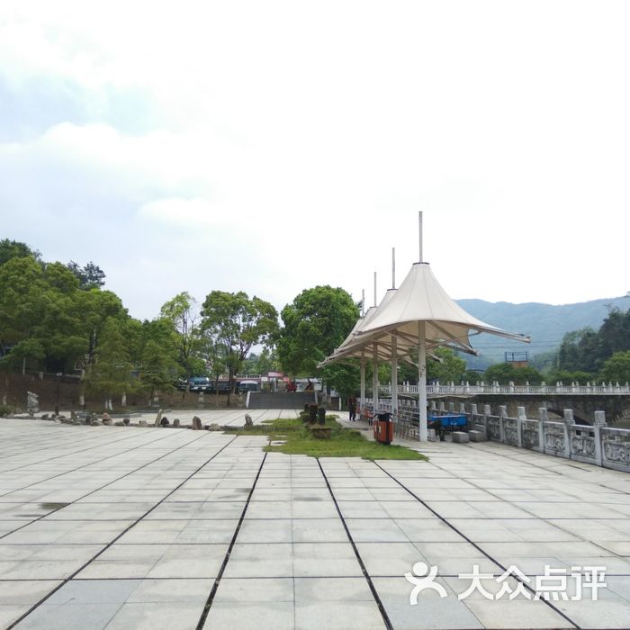 梅岭大峡谷景区