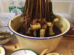 -拈签一笑黄牛肉辣卤串串