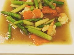 -J Daeng Seafood