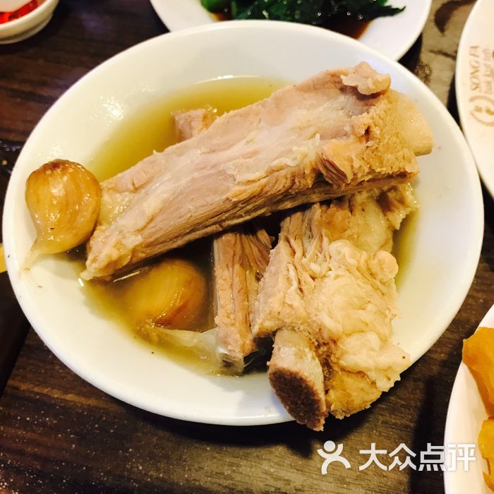 松發肉骨茶