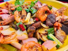 -休记光头香辣蟹干锅(绵竹店)