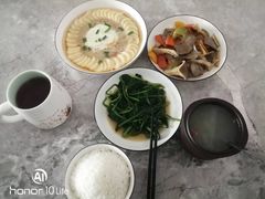 -臻爱住家月嫂育儿嫂(万达店)
