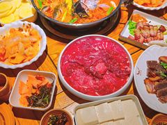 -快活林酸汤鱼鲜品火锅店(甲秀楼店)