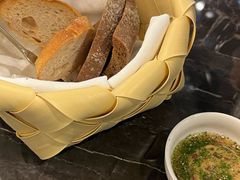 -LESCEDARS Brasserie Bistro香柏树