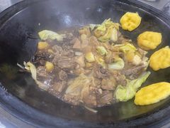 -粘豆包柴火铁锅炖