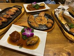 -老东镇啤酒屋海鲜加工·蒸汽海鲜·海鲜烧烤(台东店)