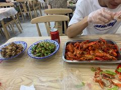 -江城燕子大排档(江汉路步行街店)