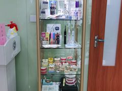 -茂菊口腔连锁(浦东南路店)