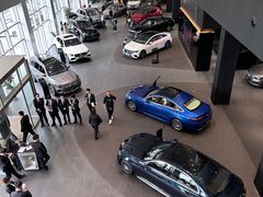 -奔驰上海利星(七宝店)