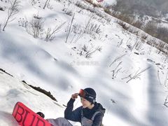 -鳌山滑雪度假区