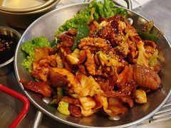 鱿鱼炒五花肉-富乐满韩国正宗炸鸡韩国料理(虹泉路店)