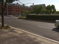 -上海惠灵顿外籍人员子女学校