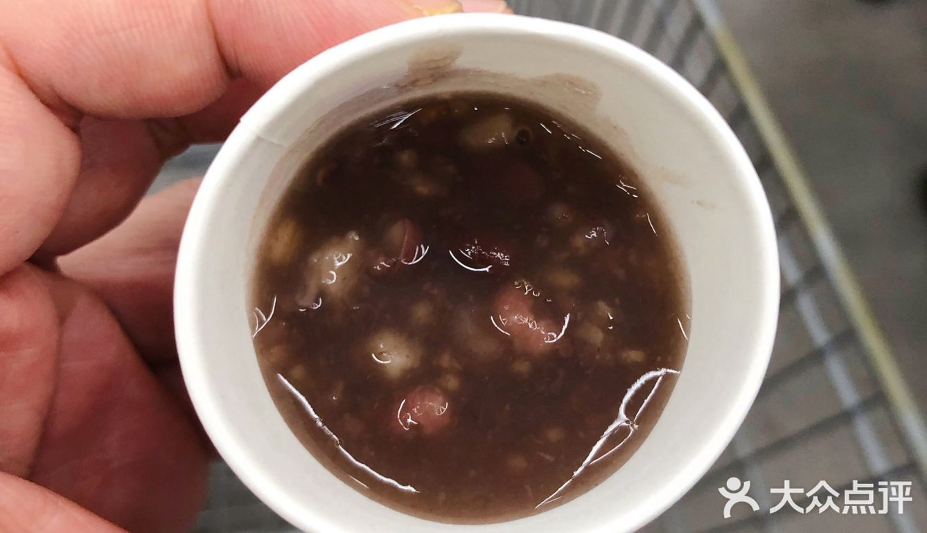 山姆会员店，连试吃都能吃饱的超市