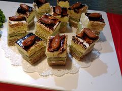 -丝路天山酒店(国际大巴扎店)