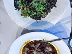 -小渔莊•地道胶东菜(旅游路万象省博物馆店)