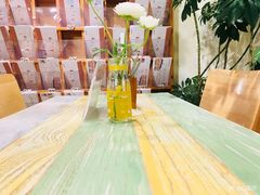 -猫的天空之城概念书店(丽江古城饮玉巷店)