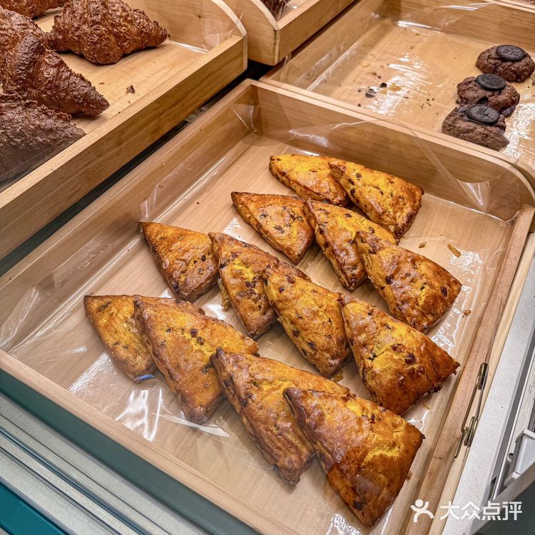 龙岗碳水脑袋狂喜！这家面包店让我一周打卡3次